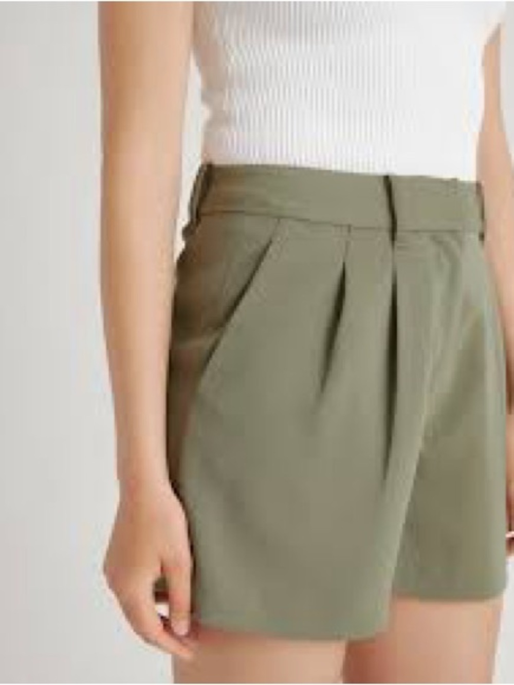 Quince High-Rise Olive Green Pleated Women's Shorts- size 6